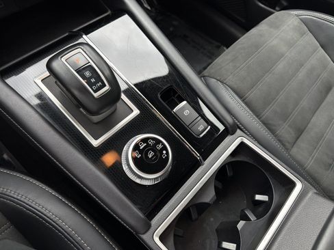 Used 2023 Mitsubishi Outlander SE FWD image 28