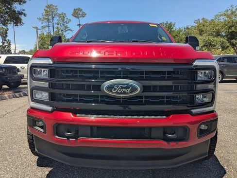 Used 2023 Ford F250 Lariat w/ Black Appearance Package AWD/4WD image 9
