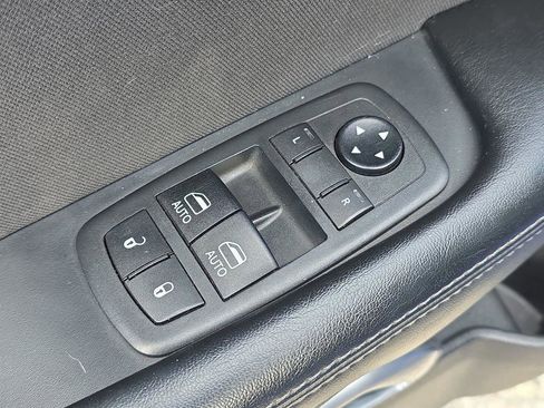 Used 2021 Dodge Challenger R/T Scat Pack RWD image 22