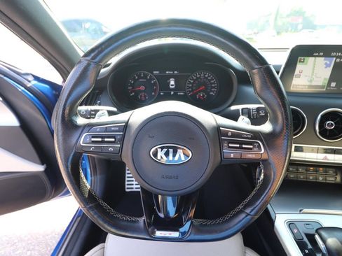 Used 2018 Kia Stinger GT2 AWD/4WD image 20