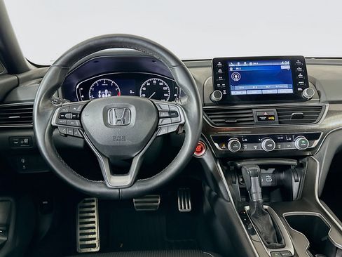 Used 2022 Honda Accord Sport image 17