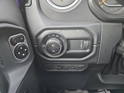 New 2026 Jeep Gladiator Sport image 52