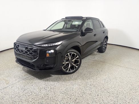 Certified 2026 Audi Q3 quattro 2.0T AWD/4WD image 31