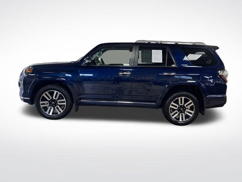 Certified 2022 Toyota 4Runner Limited AWD/4WD image 2
