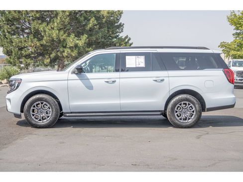 Used 2025 Ford Expedition Max Active AWD/4WD image 6