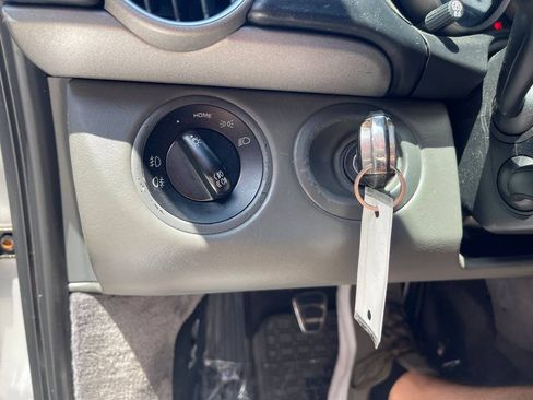 Used 2005 Porsche Boxster image 25