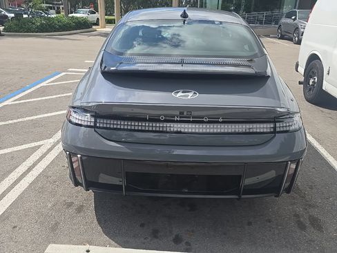 Used 2023 Hyundai Ioniq 6 Limited RWD image 5
