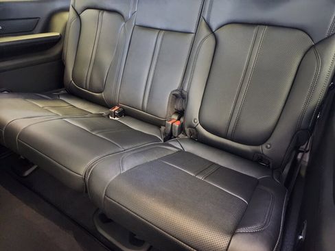 New 2026 Jeep Grand Wagoneer Limited w/ Premium Group II image 10