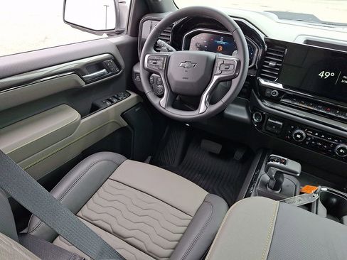 New 2026 Chevrolet Silverado 1500 ZR2 w/ ZR2 Bison Edition AWD/4WD image 10