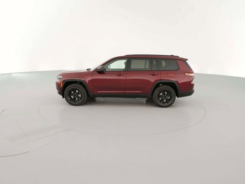 New 2025 Jeep Grand Cherokee L Laredo image 6