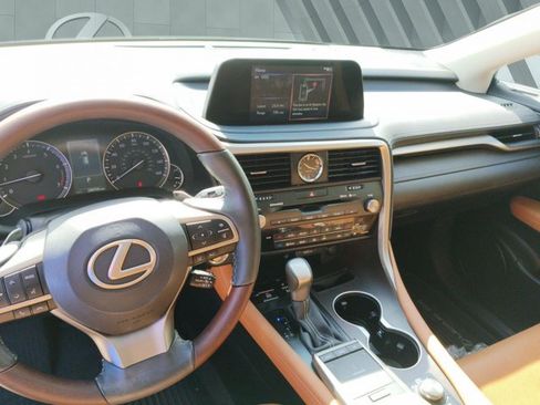 Certified 2022 Lexus RX 350 FWD w/ Premium Package image 10