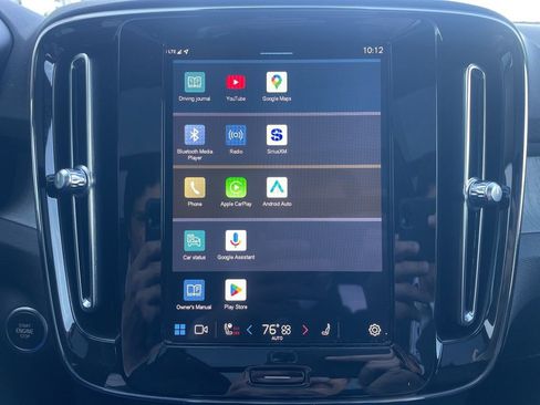 Certified 2024 Volvo XC40 B5 Core image 32