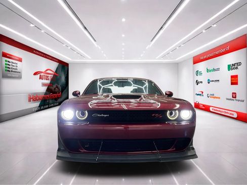 Used 2019 Dodge Challenger R/T Scat Pack RWD image 3