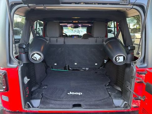 Used 2017 Jeep Wrangler Unlimited Sport AWD/4WD image 19