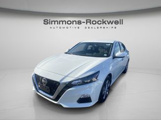 Used 2022 Nissan Altima 2.5 S image 1