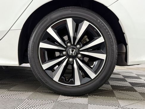 Used 2024 Honda Civic EX image 10