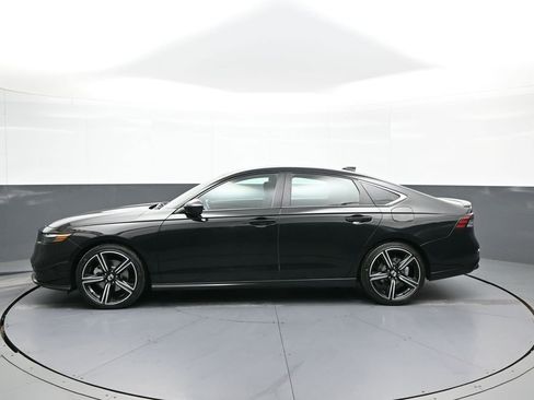 Certified 2023 Honda Accord Sport image 9