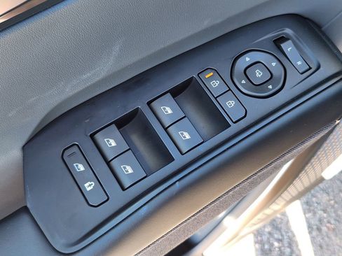 New 2026 Kia EV9 Land image 6