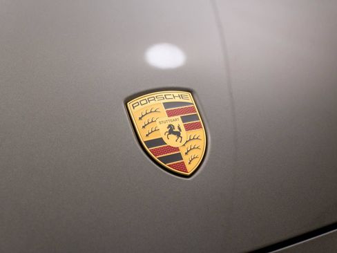 New 2025 Porsche Macan 4 Electric AWD/4WD image 36