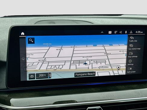 Used 2021 BMW 530i w/ M Sport Package RWD image 13