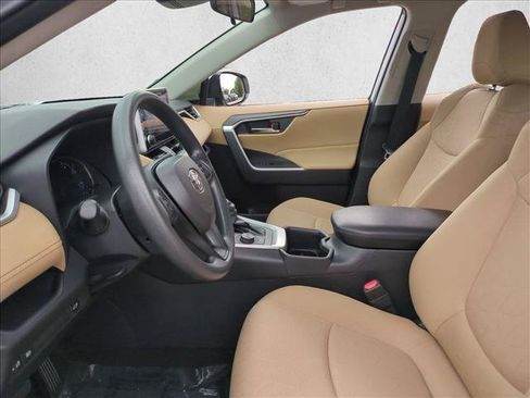 Used 2025 Toyota RAV4 XLE w/ Convenience Package AWD/4WD image 16