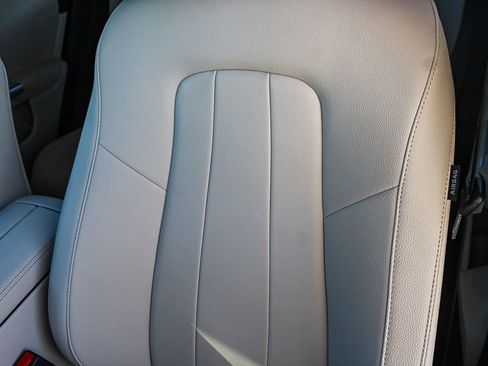 Certified 2025 Mercedes-Benz GLA 250 image 23