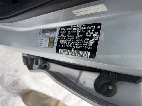 Used 2016 Kia Sorento LX w/ LX Convenience Package image 31