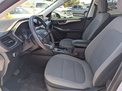 Used 2022 Ford Escape SE FWD image 25