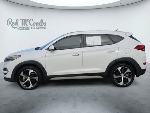 Used 2017 Hyundai Tucson Sport FWD image 2