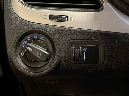 Used 2017 Dodge Journey GT w/ Driver Convenience Group image 39