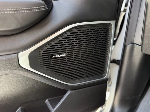 Used 2024 Jeep Wagoneer L Series II w/ Flexible Seating Group image 23