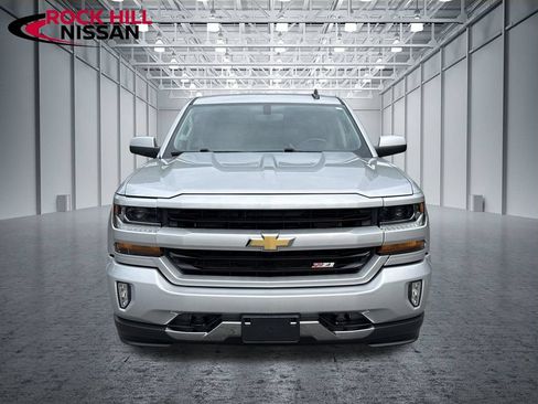 Used 2018 Chevrolet Silverado 1500 LT w/ All Star Edition AWD/4WD image 2