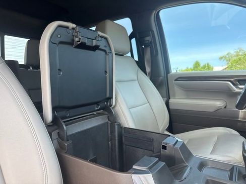 Used 2025 Chevrolet Silverado 1500 LT w/ Z71 Off-Road Package AWD/4WD image 33