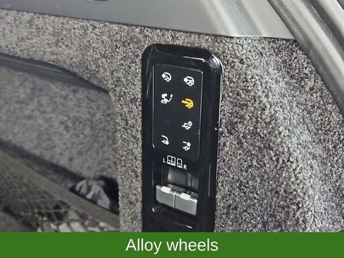 Used 2023 Land Rover Range Rover Long Wheelbase Autobiography image 39