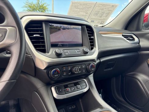 Used 2021 GMC Acadia SLE FWD image 34