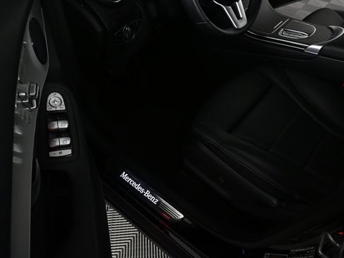 Certified 2022 Mercedes-Benz GLC 300 image 7
