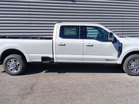 New 2026 Ford F350 Lariat image 2