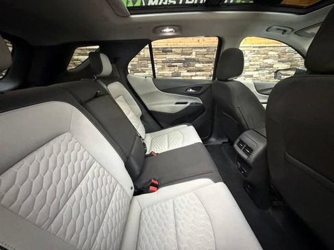 Used 2018 Chevrolet Equinox LT w/ Sun & Infotainment Package AWD/4WD image 35