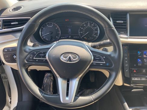 Used 2022 INFINITI QX50 Luxe AWD/4WD image 16