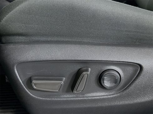 Used 2024 Toyota RAV4 XLE image 23