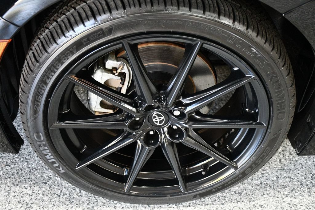 Used 2023 Toyota GR86 Premium RWD image 18