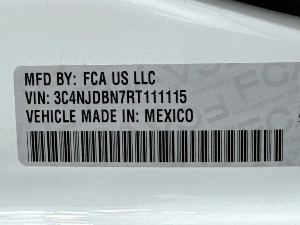 Used 2024 Jeep Compass Latitude AWD/4WD image 36