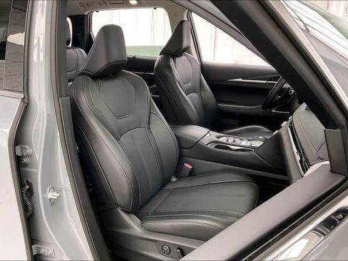 Certified 2025 INFINITI QX60 Sensory w/ Cargo Package image 7