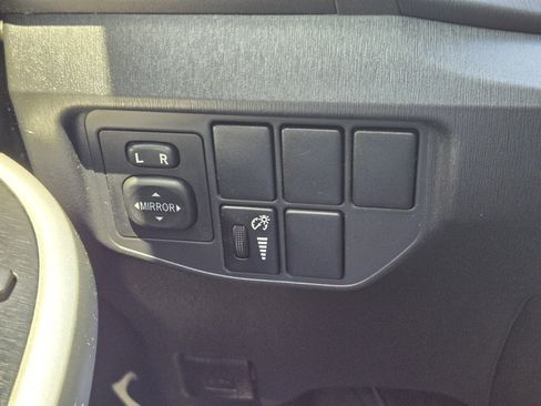 Used 2014 Toyota Prius Two FWD image 21