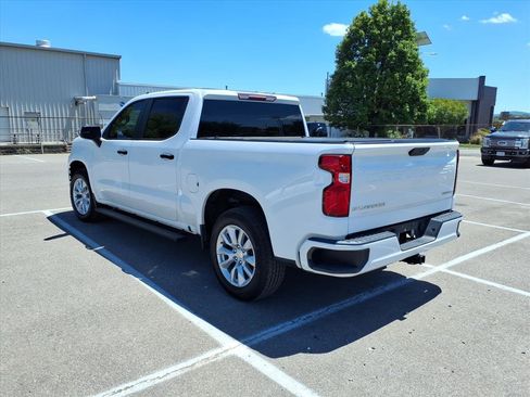 Used 2022 Chevrolet Silverado 1500 Custom RWD image 5