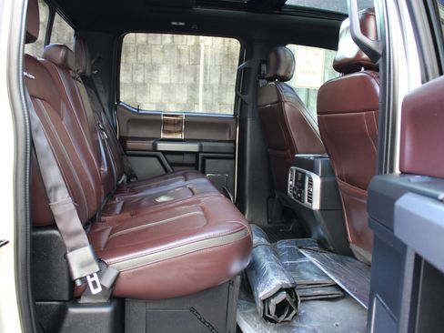 Used 2017 Ford F250 Platinum w/ Platinum Ultimate Package image 20