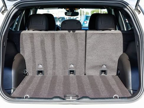 Used 2025 Jeep Compass Sport image 25