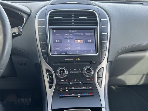 Used 2020 Lincoln Nautilus Reserve w/ Equipment Group 202A image 33