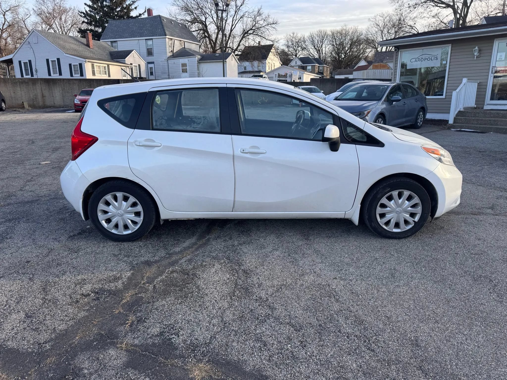 Used 2014 Nissan Versa Note S Plus FWD image 3
