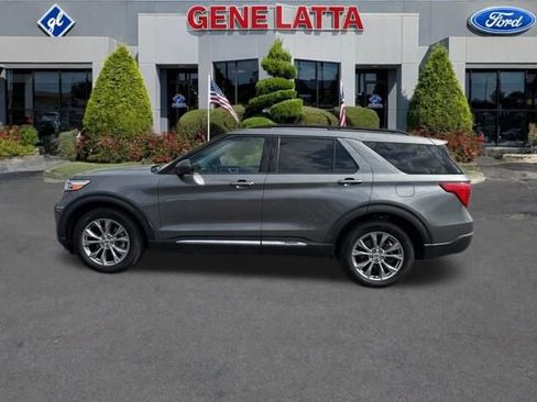 Used 2023 Ford Explorer XLT w/ Equipment Group 202A image 3